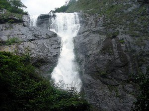 Palaruvi Waterfalls