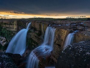 Dainthlen Waterfalls