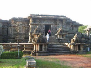 tourist places in karnataka in september
