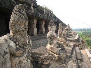 Undavalli Caves