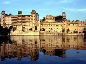 places to visit in udaipur and jaisalmer