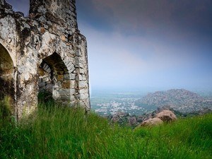 places to visit near hyderabad during monsoon
