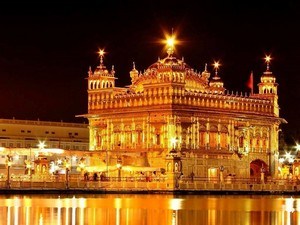 Golden temple amritsar dawn hires stock photography and images  Alamy