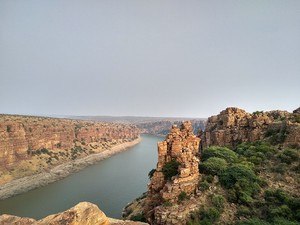 places to visit around tirupati bus stand