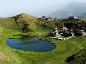 tourist places in himachal near chandigarh