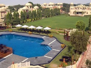 luxury places to visit near delhi