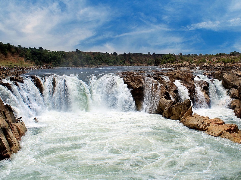 hidden places to visit in jabalpur