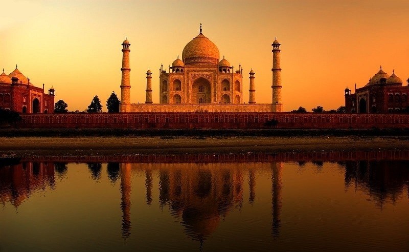 agra tourist places top 5