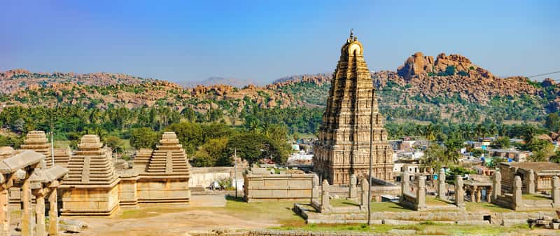 tourist places near hampi badami