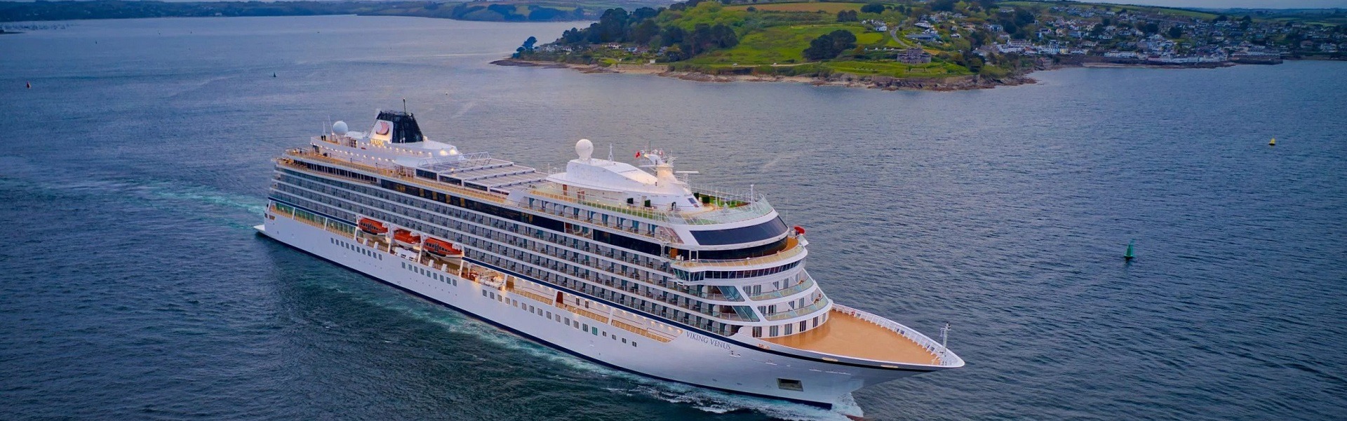 luxury cruises to india